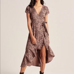Never worn Abercrombie & Fitch midi ruffle dress